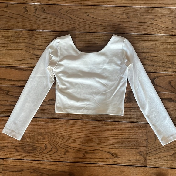 Amanda Uprichard Cropped Beige Long Sleeves Top Size M - Picture 7 of 7